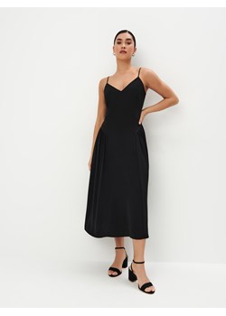 Mohito - Sukienka midi na ramiączkach - czarny ze sklepu Mohito w kategorii Sukienki - zdjęcie 172131589