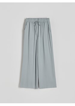 Reserved - Spodnie z wiskozy - jasnoszary ze sklepu Reserved w kategorii Spodnie damskie - zdjęcie 172139809