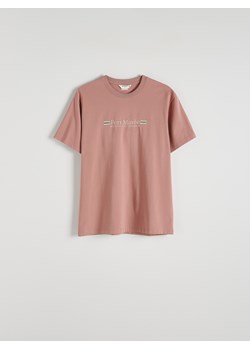 Reserved - T-shirt regular z aplikacją - brązowy ze sklepu Reserved w kategorii T-shirty męskie - zdjęcie 172140666