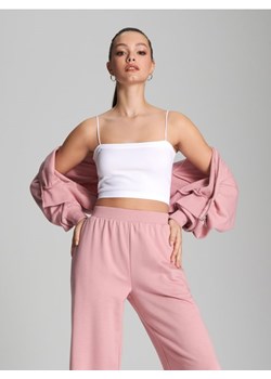 Sinsay - Crop top prążkowany - biały ze sklepu Sinsay w kategorii Bluzki damskie - zdjęcie 172142048