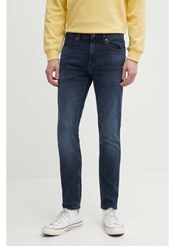 HUGO jeansy męskie kolor granatowy 50511409 ze sklepu ANSWEAR.com w kategorii Jeansy męskie - zdjęcie 172143747