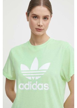 adidas Originals t-shirt damski kolor zielony IN8436 ze sklepu ANSWEAR.com w kategorii Bluzki damskie - zdjęcie 172143809