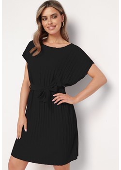 Czarna Plisowana Sukienka z Paskiem w Talii Tiagena ze sklepu Born2be Odzież w kategorii Sukienki - zdjęcie 172146735