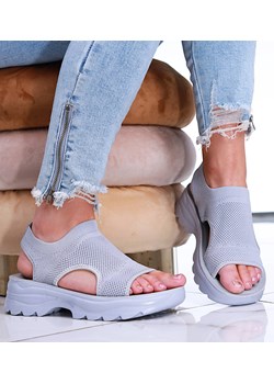 Szare elastyczne sandały na platformie /G11-2 16188 T441/ ze sklepu Pantofelek24.pl w kategorii Sandały damskie - zdjęcie 172151387