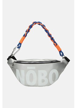 Srebrna nerka Nobo z dużym logowanym nadrukiem ze sklepu NOBOBAGS.COM w kategorii Nerki - zdjęcie 172153556