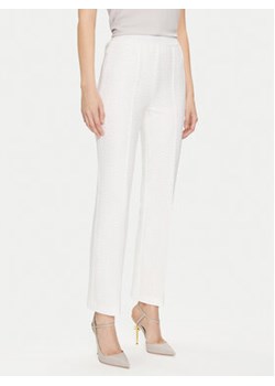 Marc Aurel Spodnie materiałowe 1716 7001 93305 Biały Regular Fit ze sklepu MODIVO w kategorii Spodnie damskie - zdjęcie 172159395