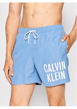 Calvin Klein Swimwear Szorty kąpielowe Medium Drawstring KM0KM00701 Błękitny Regular Fit ze sklepu MODIVO w kategorii Kąpielówki - zdjęcie 172166637