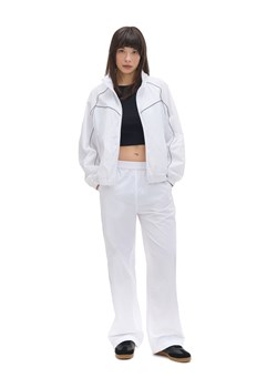 Cropp - Biała track jacket z odblaskami - biały ze sklepu Cropp w kategorii Kurtki damskie - zdjęcie 172166819