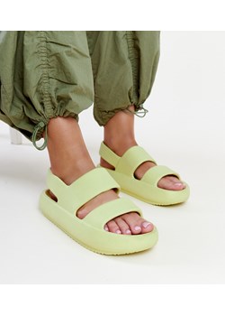 Zielone sandały Attiana ze sklepu gemre w kategorii Sandały damskie - zdjęcie 172170669