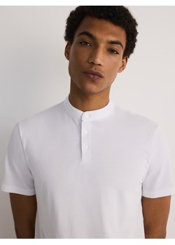 Reserved - Koszulka polo ze stójką - biały ze sklepu Reserved w kategorii T-shirty męskie - zdjęcie 172176477