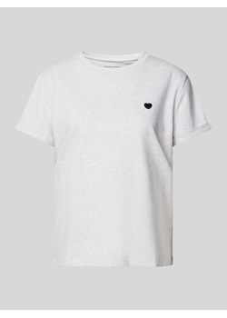 T-shirt z wyhaftowanym motywem model ‘Serz’ ze sklepu Peek&Cloppenburg  w kategorii Bluzki damskie - zdjęcie 172182737