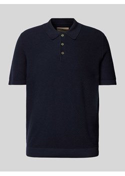 Koszulka polo z fakturowanym wzorem model ‘BLUSANDRI’ ze sklepu Peek&Cloppenburg  w kategorii T-shirty męskie - zdjęcie 172183317