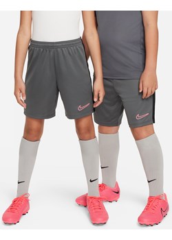 Spodenki piłkarskie dla dzieci Nike Dri-FIT Academy23 - Szary ze sklepu Nike poland w kategorii Spodenki chłopięce - zdjęcie 172184658