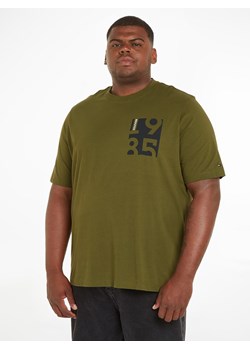 Tommy Hilfiger Koszulka w kolorze khaki ze sklepu Limango Polska w kategorii T-shirty męskie - zdjęcie 172185715