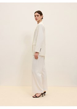Reserved - Spodnie w prążek - biały ze sklepu Reserved w kategorii Spodnie damskie - zdjęcie 172189865