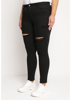 Czarne Bawełniane Spodnie Push-Up z Przetarciami Xaloen ze sklepu Born2be Odzież w kategorii Spodnie damskie - zdjęcie 172198509