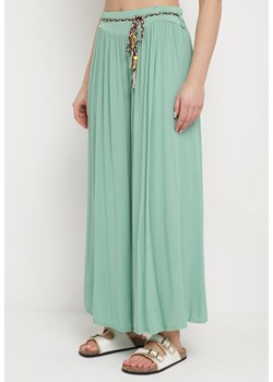 Jasnozielone Spodnie Samusi ze sklepu Born2be Odzież w kategorii Spodnie damskie - zdjęcie 172200057