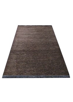 Brązowy prostokątny dywan z frędzlami - Avox ze sklepu Edinos.pl w kategorii Dywany - zdjęcie 172220448