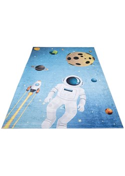 Niebieski dywan dziecięcy z kosmosem - Cebo 5X ze sklepu Edinos.pl w kategorii Tekstylia dziecięce - zdjęcie 172223868