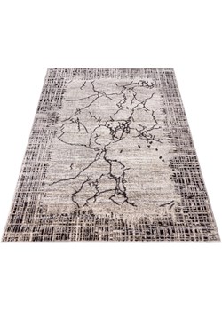 Prostokątny dywan pokojowy w nowoczesny wzór - Uwis 6X ze sklepu Edinos.pl w kategorii Dywany - zdjęcie 172226616