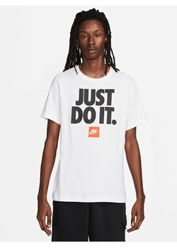 Nike Koszulka w kolorze białym ze sklepu Limango Polska w kategorii T-shirty męskie - zdjęcie 172239438