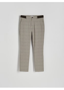 Reserved - Spodnie slim fit - beżowy ze sklepu Reserved w kategorii Spodnie męskie - zdjęcie 172241899