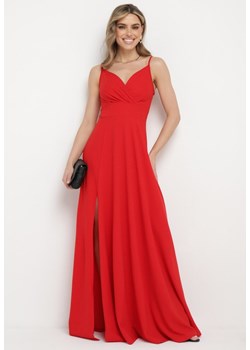 Czerwona Rozkloszowana Klasyczna Sukienka z Kopertowym Dekoltem na Cienkich Ramiączkach z Rozcięciem Vinelia ze sklepu Born2be Odzież w kategorii Sukienki - zdjęcie 172244158