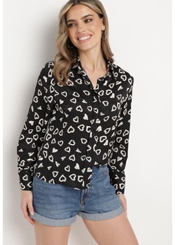 Czarna Klasyczna Koszula Zapinana na Guziki Avilneda ze sklepu Born2be Odzież w kategorii Koszule damskie - zdjęcie 172245985