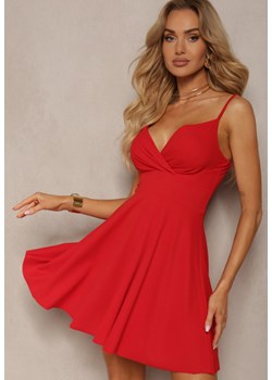 Czerwona Sukienka o Rozkloszowanym Fasonie z Kopertowym Dekoltem na Cienkich Ramiączkach Vileria ze sklepu Renee odzież w kategorii Sukienki - zdjęcie 172246786