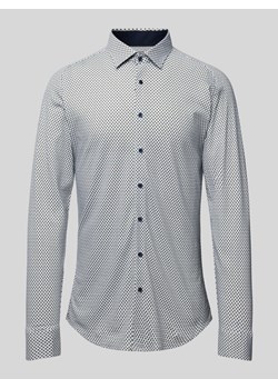 Koszula biznesowa o kroju slim fit ze wzorem na całej powierzchni ze sklepu Peek&Cloppenburg  w kategorii Koszule męskie - zdjęcie 172250278