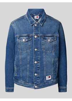 Kurtka jeansowa z naszywką z logo model ‘RYAN’ ze sklepu Peek&Cloppenburg  w kategorii Kurtki męskie - zdjęcie 172250447