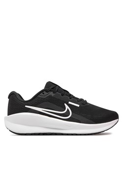 Sneakersy Nike Downshifter 13 FD6476 001 Czarny ze sklepu eobuwie.pl w kategorii Buty sportowe damskie - zdjęcie 172256036