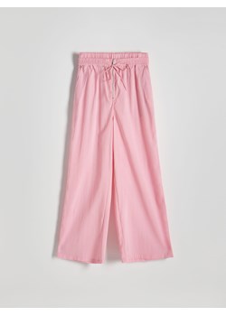 Reserved - Spodnie z modalu - pastelowy róż ze sklepu Reserved w kategorii Spodnie damskie - zdjęcie 172269848