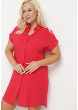 Czerwona Sukienka Koszulowa z Wiskozy z Kieszonką o Pudełkowym Fasonie Caviella ze sklepu Born2be Odzież w kategorii Sukienki - zdjęcie 172271648