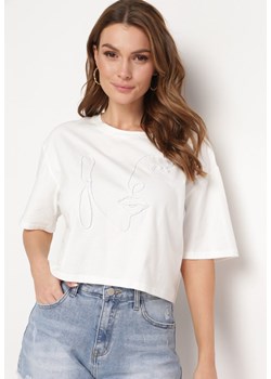 Biały Krótki Bawełniany T-shirt z Ozdobną Aplikacją ze Sznurkiem Abiola ze sklepu Born2be Odzież w kategorii Bluzki damskie - zdjęcie 172271709