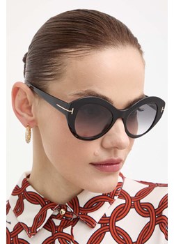 Tom Ford okulary przeciwsłoneczne damskie kolor czarny FT1084_5201B ze sklepu ANSWEAR.com w kategorii Okulary przeciwsłoneczne damskie - zdjęcie 172271937