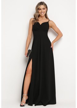 Czarna Rozkloszowana Klasyczna Sukienka z Kopertowym Dekoltem na Cienkich Ramiączkach z Rozcięciem Vinelia ze sklepu Born2be Odzież w kategorii Sukienki - zdjęcie 172274965