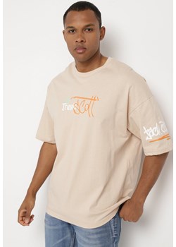 Beżowa Koszulka Bawełniana z Dużym Nadrukiem na Plecach Ircia ze sklepu Born2be Odzież w kategorii T-shirty męskie - zdjęcie 172279406