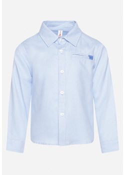 Jasnoniebieska Bawełniana Koszula z Długim Rękawem i Imitacją Kieszeni Xaspia ze sklepu Born2be Odzież w kategorii Koszule chłopięce - zdjęcie 172280078