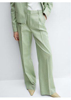Mango Spodnie materiałowe Sevilla 67045758 Zielony Relaxed Fit ze sklepu MODIVO w kategorii Spodnie damskie - zdjęcie 172288655