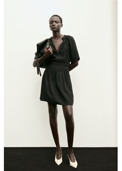 H & M - Sukienka z elastycznym marszczeniem - Czarny ze sklepu H&M w kategorii Sukienki - zdjęcie 172292377