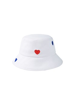 Biały kapelusz dziewczęcy w serduszka 52/54 ze sklepu 5.10.15 w kategorii Czapki dziecięce - zdjęcie 172301975