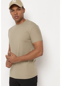 Ciemnobeżowa Koszulka Bawełniana o Klasycznym Kroju Xloette ze sklepu Born2be Odzież w kategorii T-shirty męskie - zdjęcie 172305258