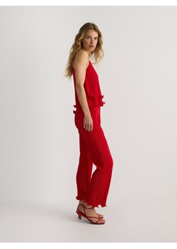 Reserved - Spodnie z falbanką - czerwony ze sklepu Reserved w kategorii Spodnie damskie - zdjęcie 172310909