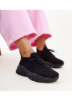 Czarne sneakersy na masywnej podeszwie Kassi ze sklepu gemre w kategorii Buty sportowe damskie - zdjęcie 172329437
