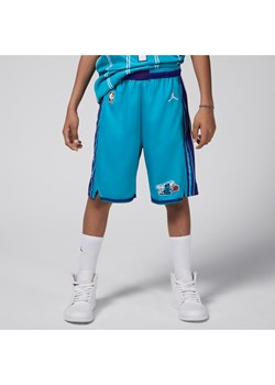 Spodenki dla dużych dzieci (chłopców) Jordan Dri-FIT NBA Swingman Charlotte Hornets Hardwood Classics 2023/24 - Niebieski ze sklepu Nike poland w kategorii Spodenki chłopięce - zdjęcie 172330146