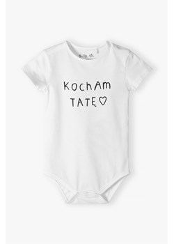 Body z napisem Kocham Tatę - białe  5.10.15. ze sklepu 5.10.15 w kategorii Odzież dla niemowląt - zdjęcie 172346157