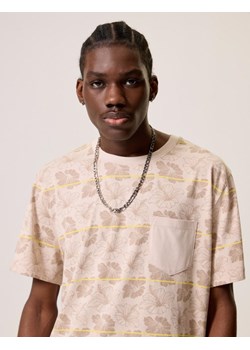 Koszulka LA OVER A Beż M ze sklepu Diverse w kategorii T-shirty męskie - zdjęcie 172347039