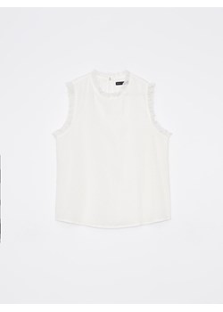 Mohito - Elegancki biały top ze stójką - biały ze sklepu Mohito w kategorii Bluzki damskie - zdjęcie 172352658