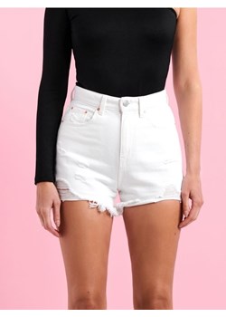 Sinsay - Szorty jeansowe high waist - biały ze sklepu Sinsay w kategorii Szorty - zdjęcie 172353976